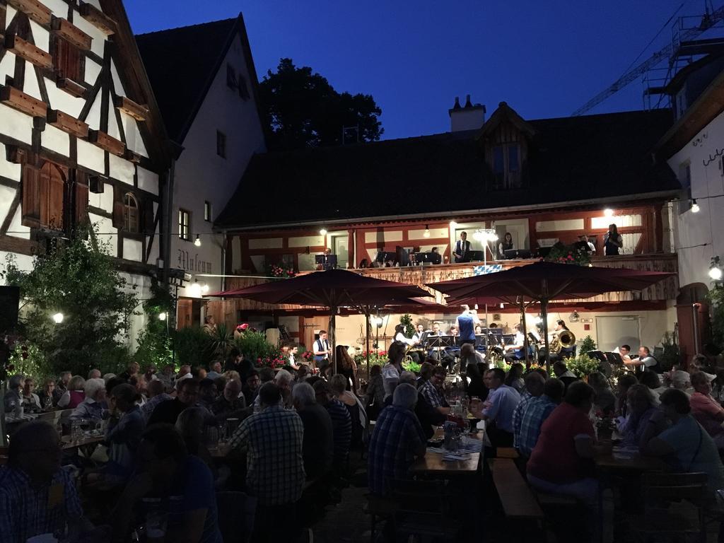 Hotel Zum Schwarzen Ross Und Gutmann Zur Post Hilpoltstein Exterior foto